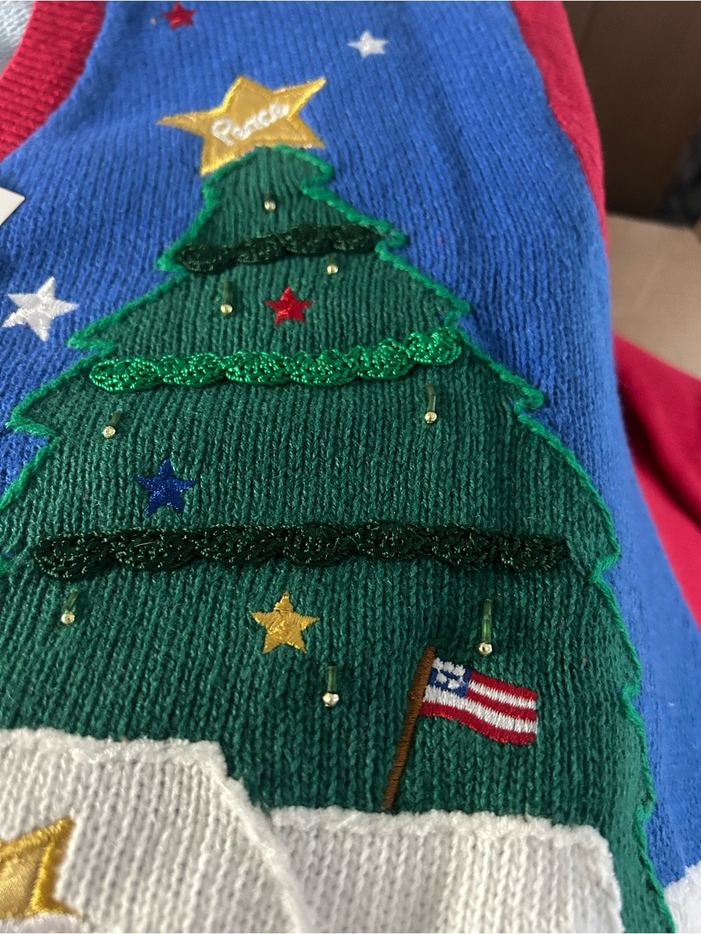 The quacker factory. Blue Christmas Tree & Snow Scene - Picture 14 of 15